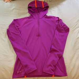Hooded Nike Half-Zip